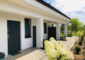 Domki Apartamentowe Orłówka 3 in Jantar